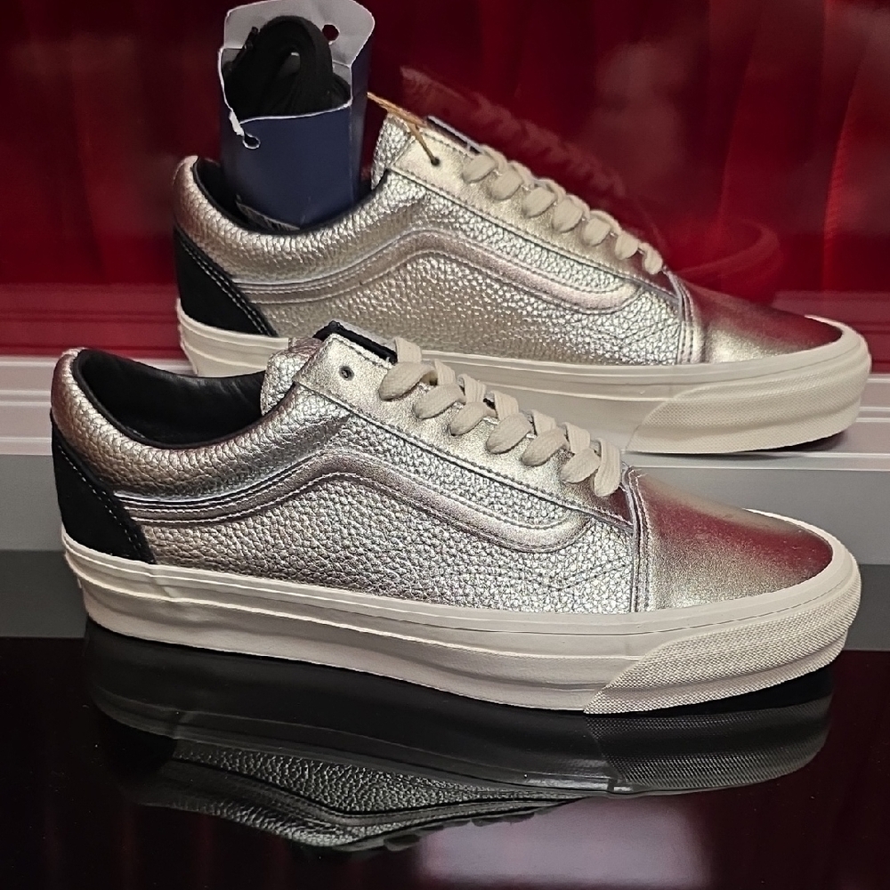 Vans Old Skool 36 LX Precious Metals Silver Leather Men’s 11.5 Women's 13